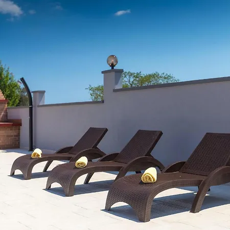 Glory Будинок відпочинку *