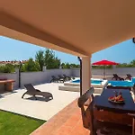 Holiday home Glory Pula