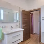 Holiday home Glory *
