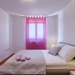 Holiday home Glory