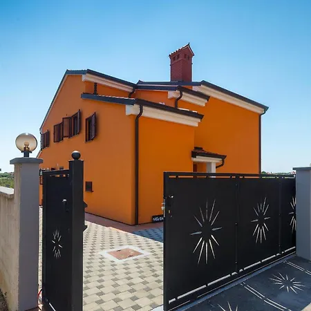 Holiday home Glory Pula