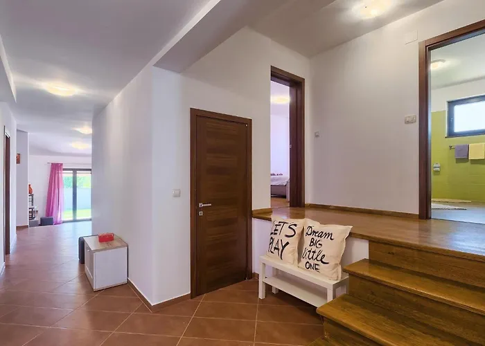 Glory Holiday home *