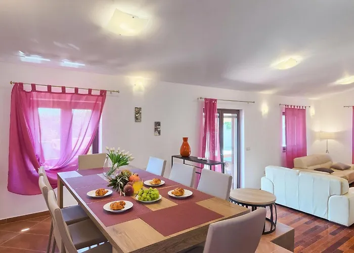 Glory Holiday home Pula